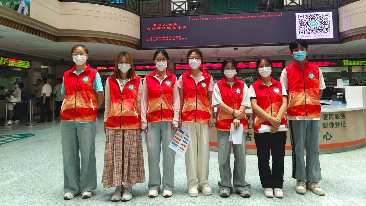 百万大学生进社区 | 生命科学学院举办 “青春先行 医暖人心”志愿服务活动